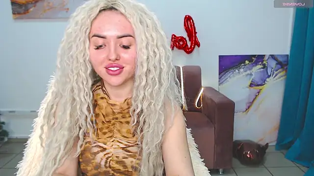 MissisCaty online show from 02-25-25, 10:39