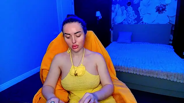 MissisCaty online show from 06-24-26, 06:18