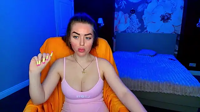 MissisCaty online show from 07-22-26, 03:53