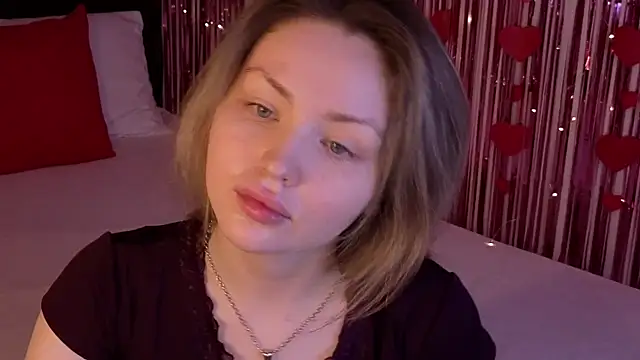 Snapshot of Lora_Rosee chatting on 05-29-26, 02:26 Lora Rosee online show from 05-29-26, 02:26