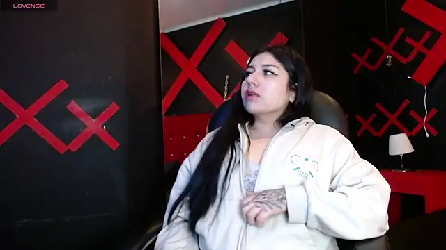 Snapshot of sweety_ashly chatting on 02-04-25, 11:27 sweety ashly online show from 02-04-25, 11:27