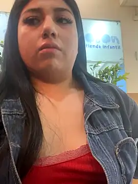 Snapshot of sweety_ashly chatting on 11-26-25, 08:32 sweety ashly online show from 11-26-25, 08:32