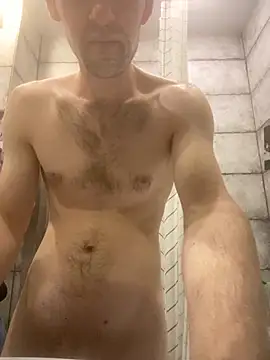 LynnAhNight online show from 09-22-25, 02:57