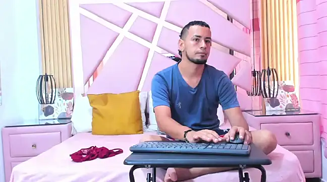 ThaliaANDNicholas online show from 03-21-25, 01:45