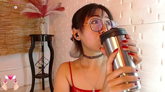 Luna 7 777 online show from 02-25-26, 05:28