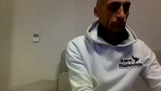 ANGELSANTAMARIA- online show from 11-16-25, 06:57