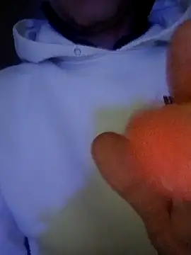 ANGELSANTAMARIA- online show from 11-30-25, 06:01