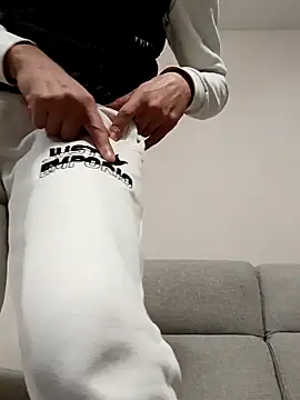 ANGELSANTAMARIA- online show from 12-03-25, 04:27