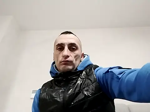 ANGELSANTAMARIA- online show from 12-14-25, 02:33