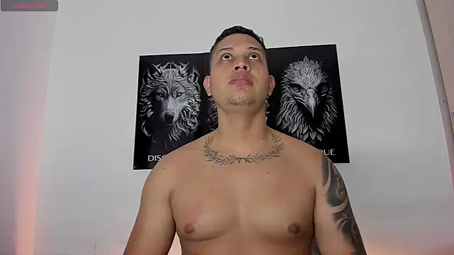 Snapshot of JohanSmith chatting on 09-10-25, 12:21 JohanSmith online show from 09-10-25, 12:21