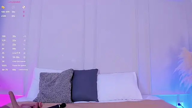 Arianasweeet online show from 11-13-25, 08:19