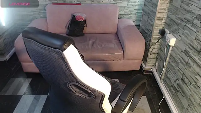 renata russo b online show from 02-06-25, 08:02