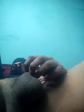 Snapshot of deshiboyz chatting on 02-16-25, 09:05 deshiboyz online show from 02-16-25, 09:05