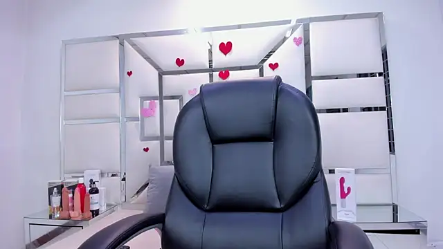 ZoeWan69 online show from 02-11-26, 02:22