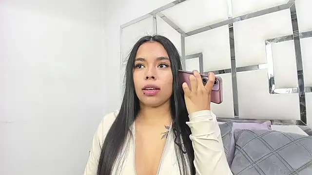 ZoeWan69 online show from 03-14-26, 01:49