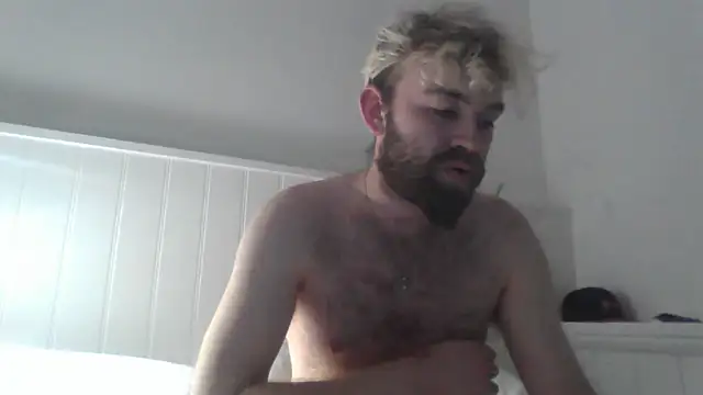 Snapshot of Aquaca1910 chatting on 03-01-25, 12:07 Aquaca1910 online show from 03-01-25, 12:07