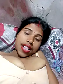 Snapshot of Miss_triha chatting on 02-13-25, 05:54 Miss triha online show from 02-13-25, 05:54