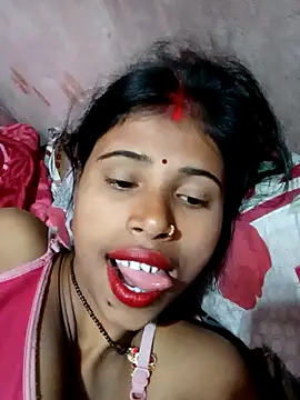 Snapshot of Miss_triha chatting on 02-16-25, 12:52 Miss triha online show from 02-16-25, 12:52