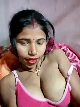 Snapshot of Miss_triha chatting on 02-22-25, 09:37 Miss triha online show from 02-22-25, 09:37