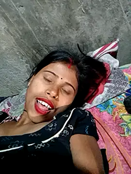 Snapshot of Miss_triha chatting on 03-14-25, 01:48 Miss triha online show from 03-14-25, 01:48