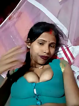 Snapshot of Miss_triha chatting on 03-14-25, 03:14 Miss triha online show from 03-14-25, 03:14