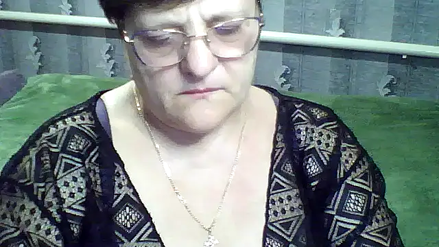 ElzaJewel online show from 03-17-26, 07:50