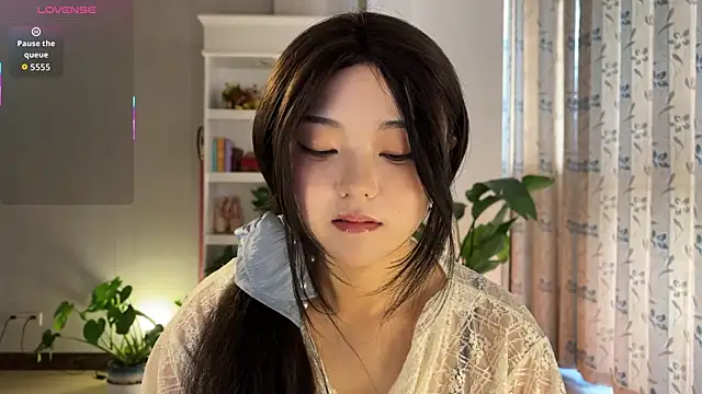 nanaliu6 online show from 10-15-25, 01:28