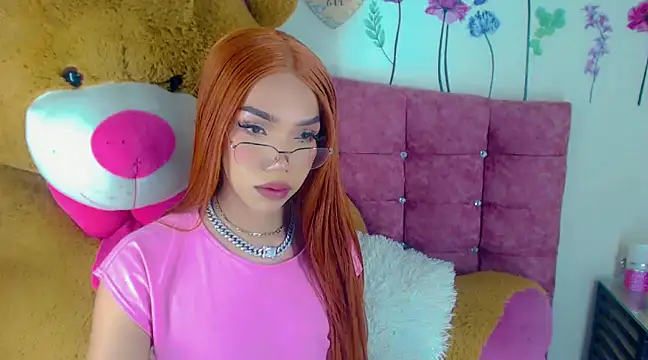 Snapshot of Khloe_Leal chatting on 02-04-25, 12:08 Khloe Leal online show from 02-04-25, 12:08