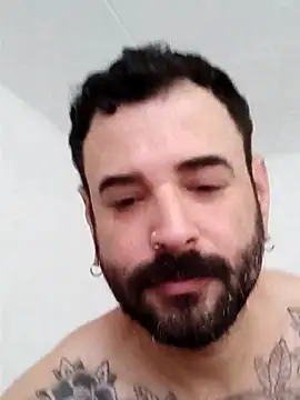 Snapshot of xdandan69 chatting on 02-14-25, 02:23 xdandan69 online show from 02-14-25, 02:23