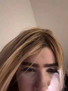 akirahattori online show from 04-11-26, 08:18