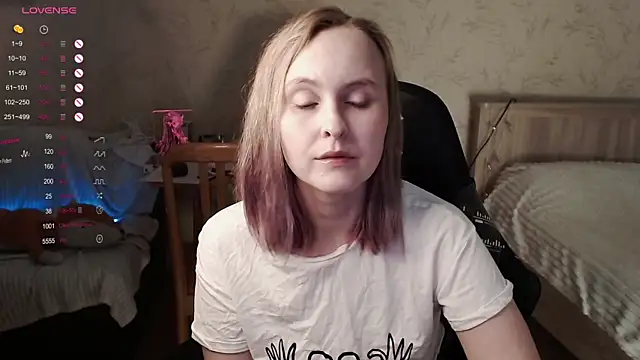 Agatha Mott online show from 10-14-25, 11:22