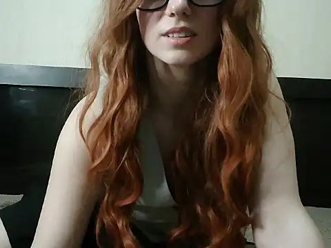  AliceOwen  online show from 02-03-25, 08:57