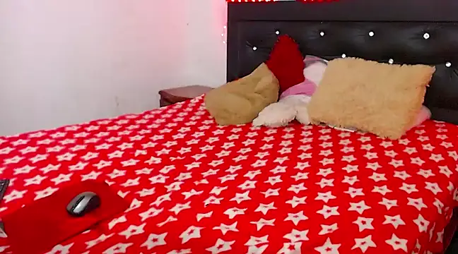 Snapshot of Catalinehot_latin chatting on 02-02-25, 01:12 Catalinehot latin online show from 02-02-25, 01:12