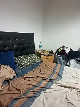 liamlara online show from 03-06-26, 12:51