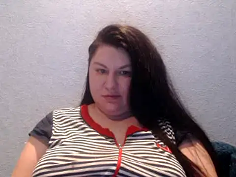 KiraSwee online show from 01-23-25, 05:52