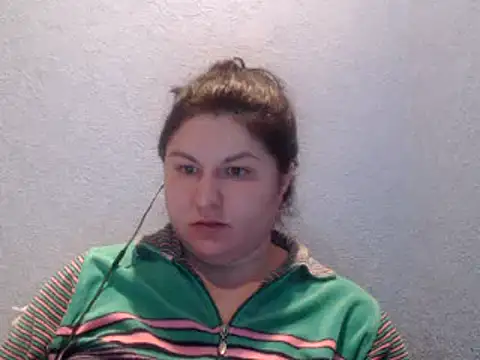 KiraSwee online show from 01-24-25, 06:35