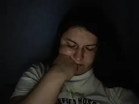 KiraSwee online show from 09-19-25, 06:08