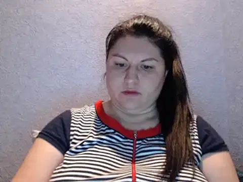 KiraSwee online show from 09-27-25, 04:01