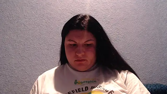 KiraSwee online show from 12-17-25, 07:53