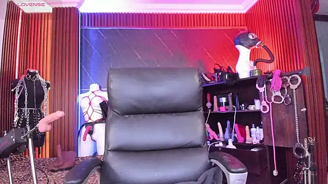 XiaQueen online show from 02-27-26, 11:32