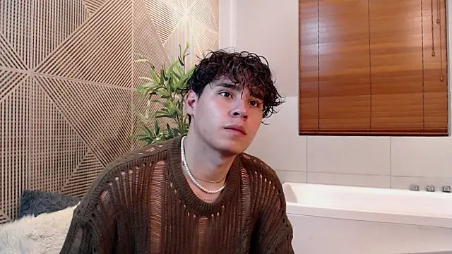 Gabriell ramirez online show from 03-09-25, 10:19