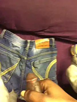 Snapshot of cumcum94 chatting on 06-27-26, 03:11 cumcum94 online show from 06-27-26, 03:11