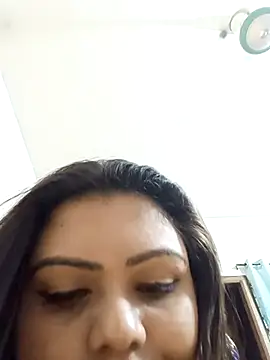 blue-berry07 online show from 11-04-25, 07:46