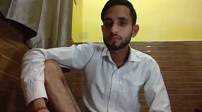 Queen Couple online show from 02-17-25, 05:32