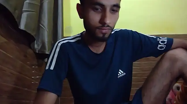 Queen Couple online show from 02-18-25, 04:59