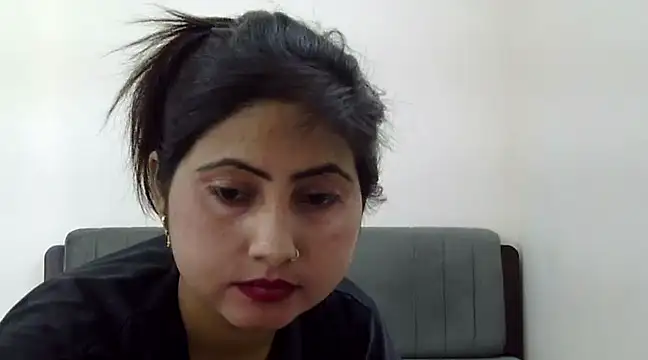 Queen Couple online show from 02-23-25, 09:00