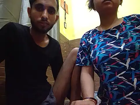 Queen Couple online show from 02-28-25, 04:53