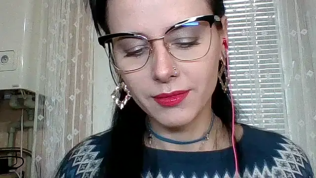 LuminousLady online show from 11-08-25, 10:48