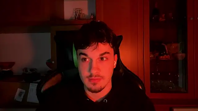 NaplesGuy04 online show from 02-14-25, 04:20