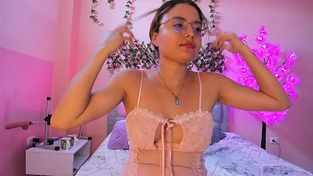 littletammy4u  online show from 09-22-25, 01:35